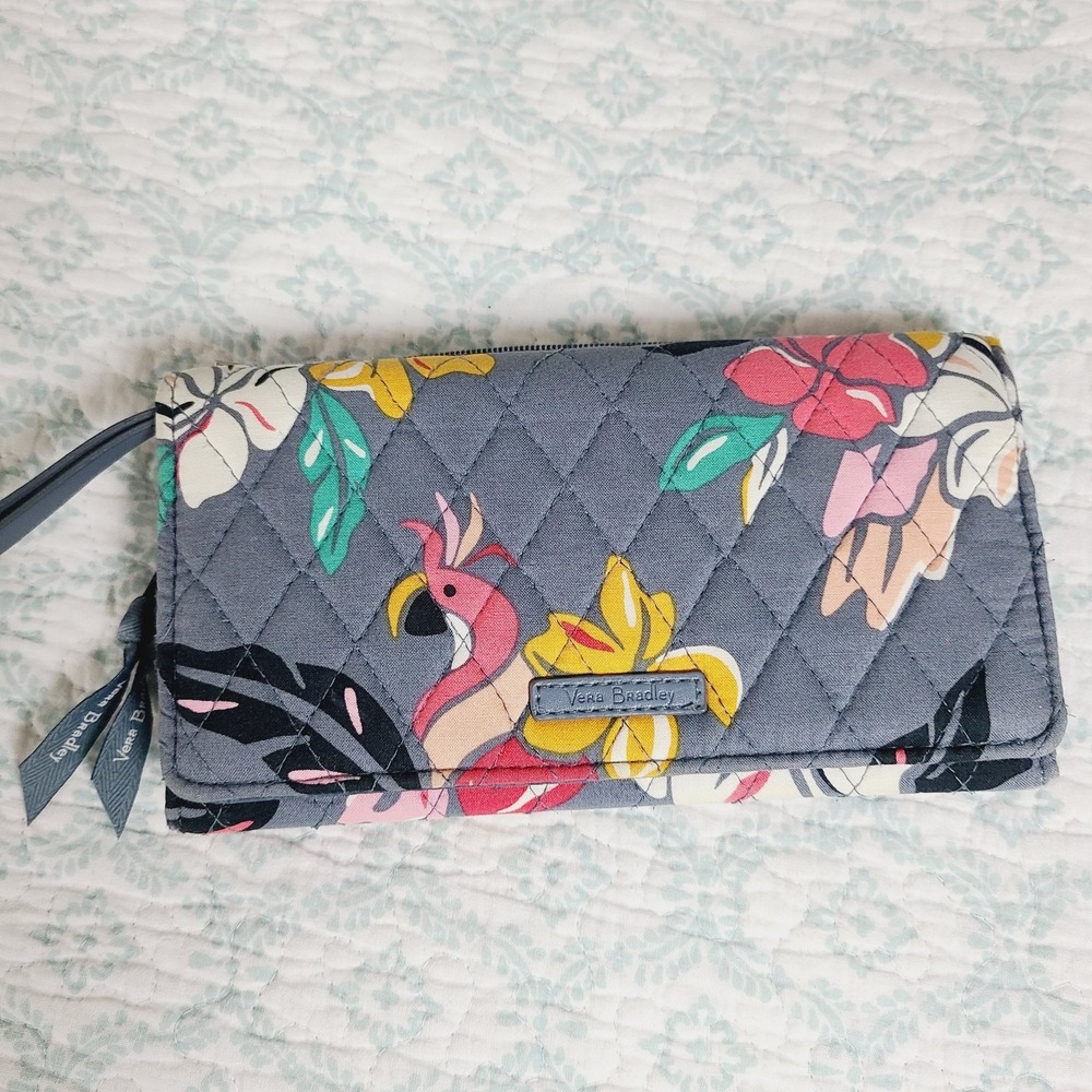 Vera Bradley Tropical Floral Quilted Wallet Clutch Gray Colorful Resort Coastal